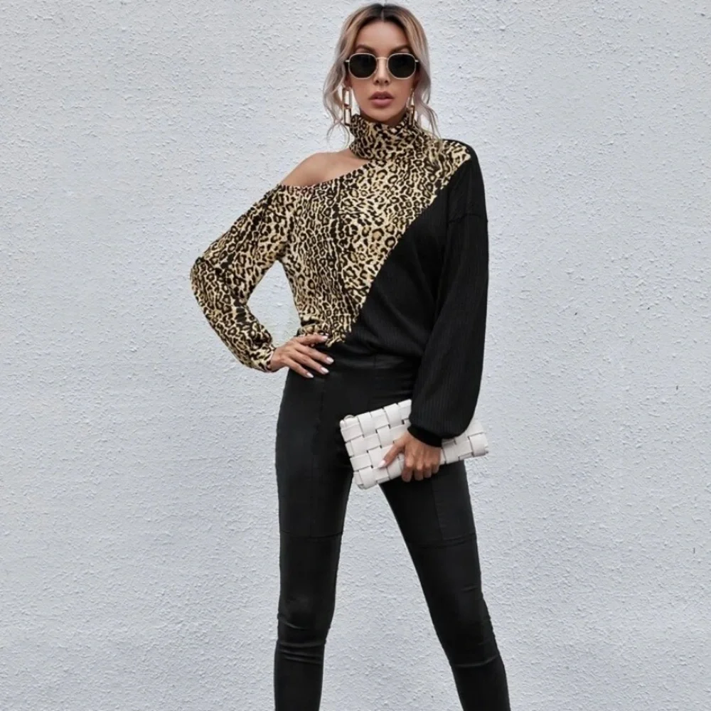 COPY - 🎉BACK IN STOCK🎉 NWOT 🐆Leopard Print High Neck Color-block Top🐆 - Picture 2 of 6